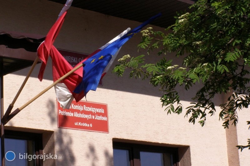 Nie umiemy wywieszać flagi