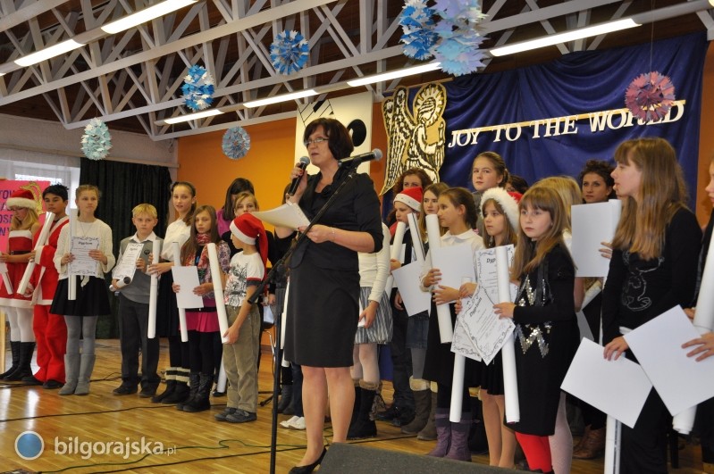 �piewa� ka�dy mo�e...